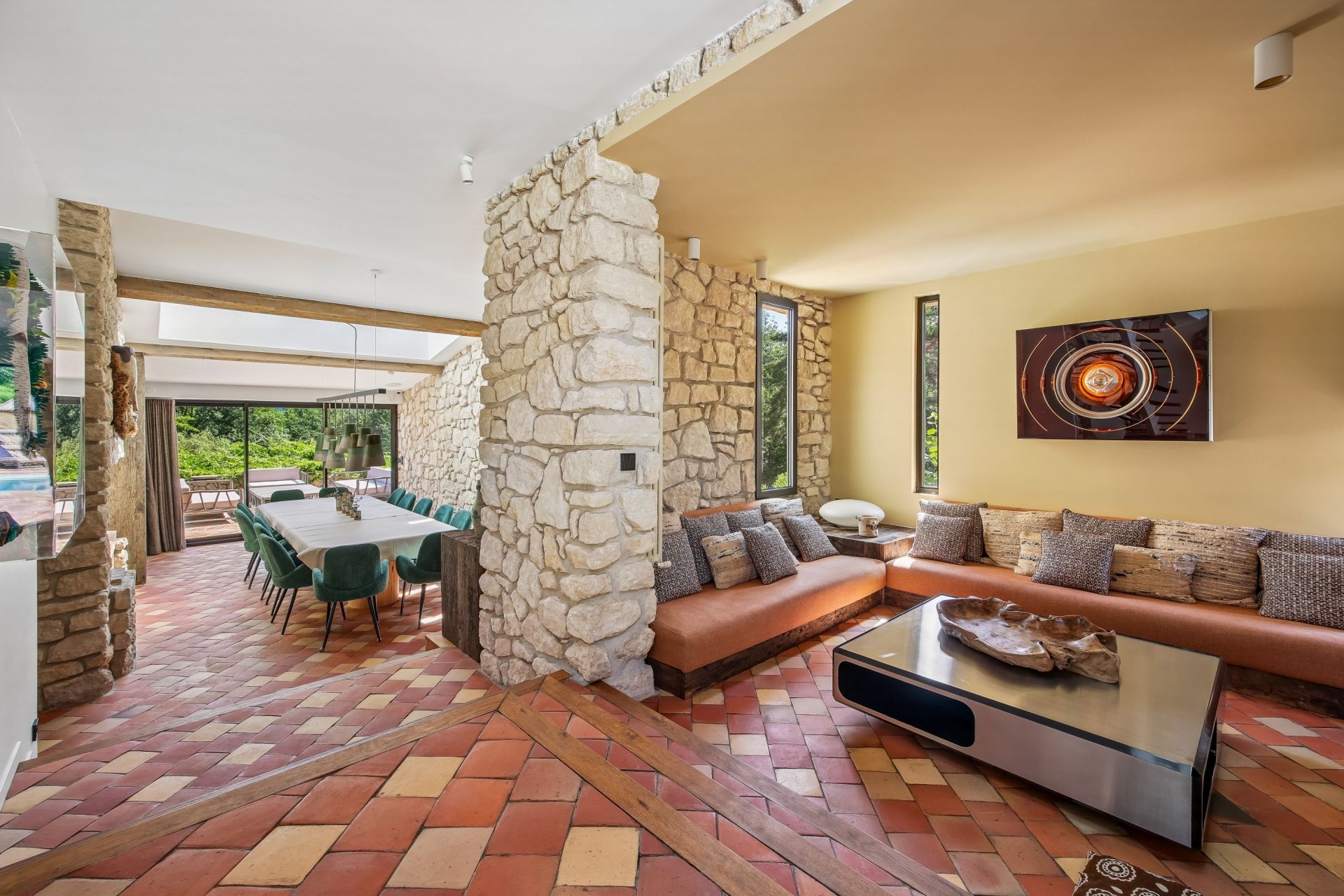 luxury house 16 Rooms for sale on MILON LA CHAPELLE (78470)