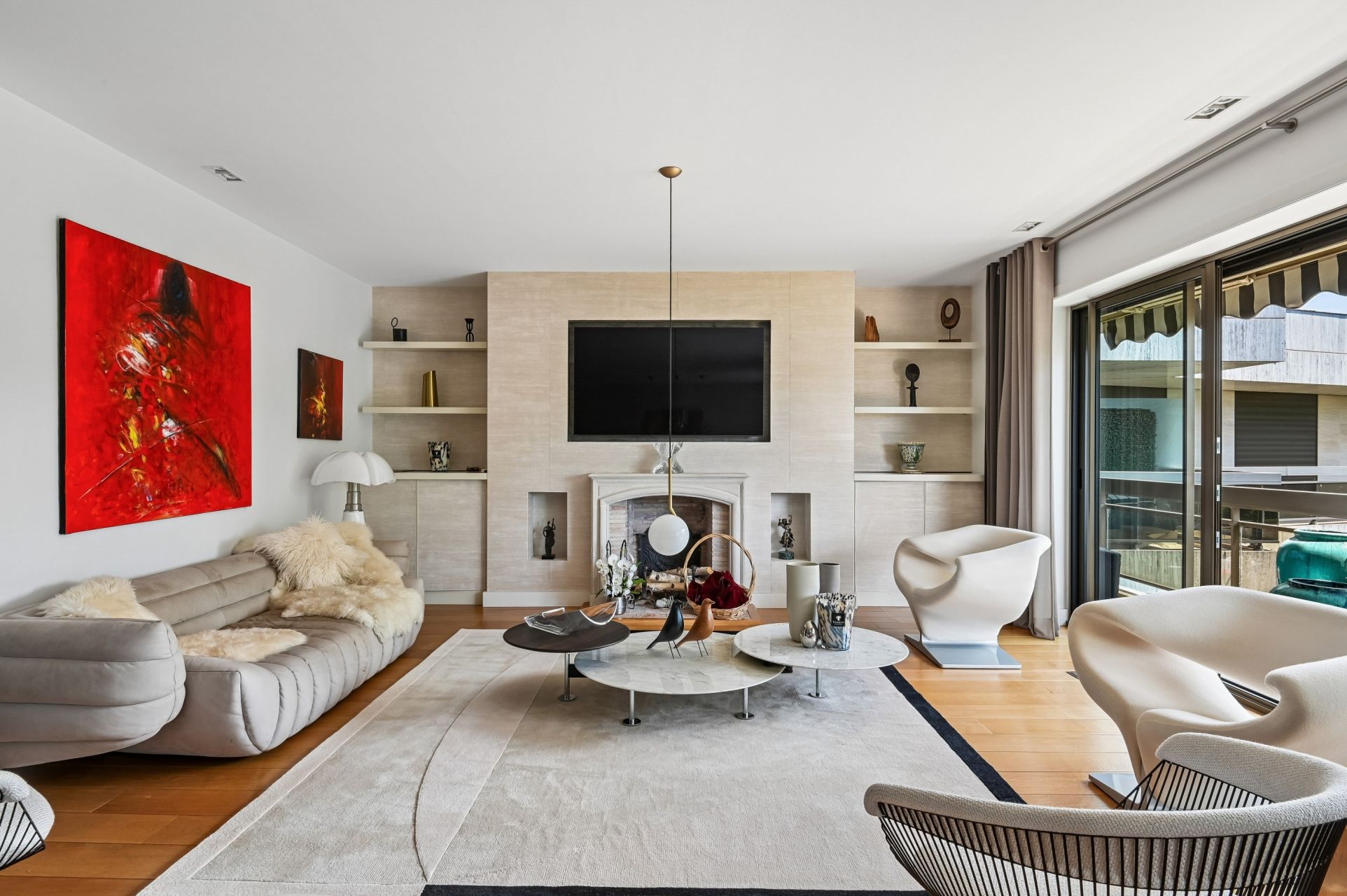 luxury apartment 5 Rooms for sale on NEUILLY SUR SEINE (92200)