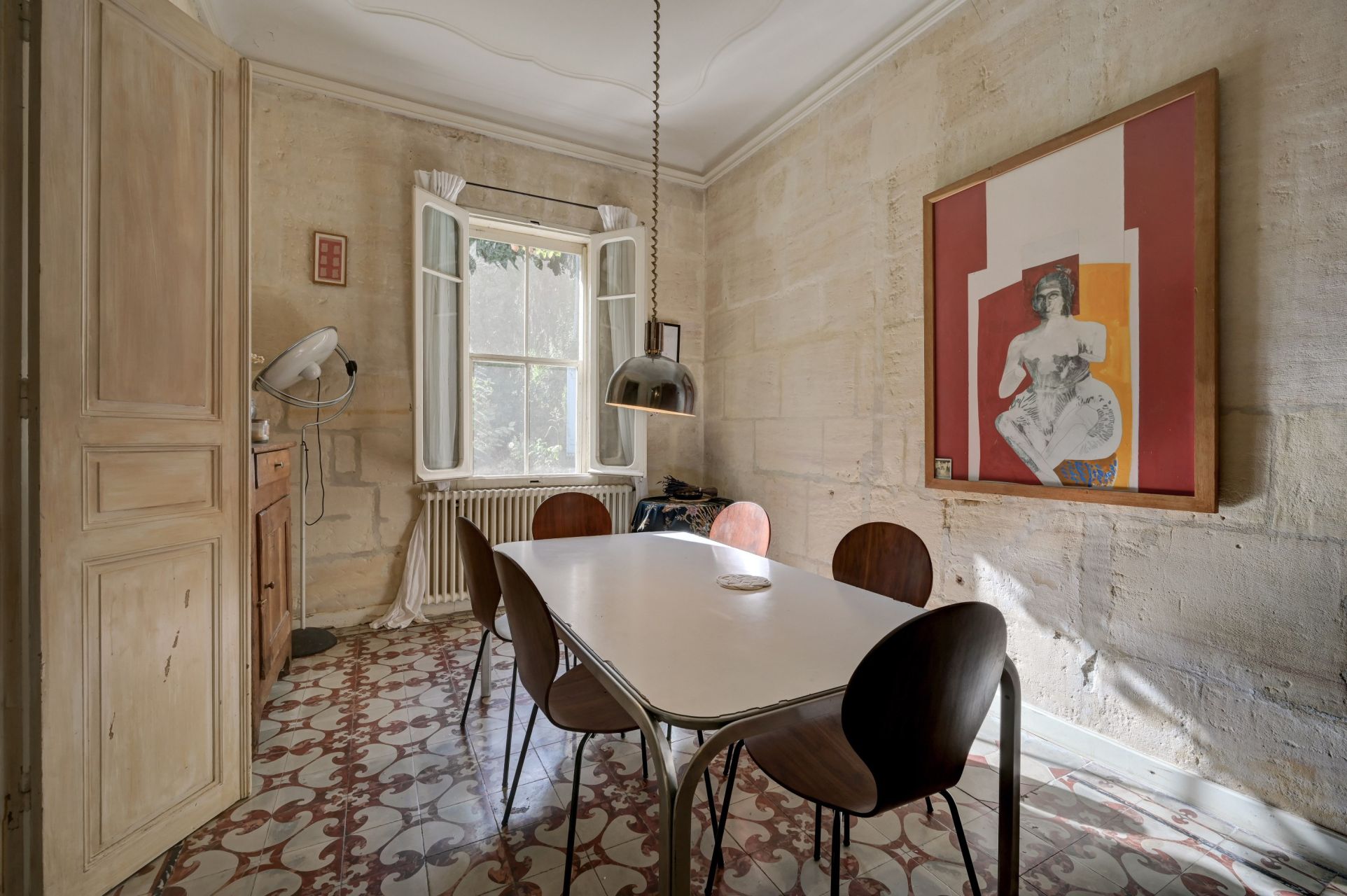 luxury house 9 Rooms for sale on FONTVIEILLE (13990)