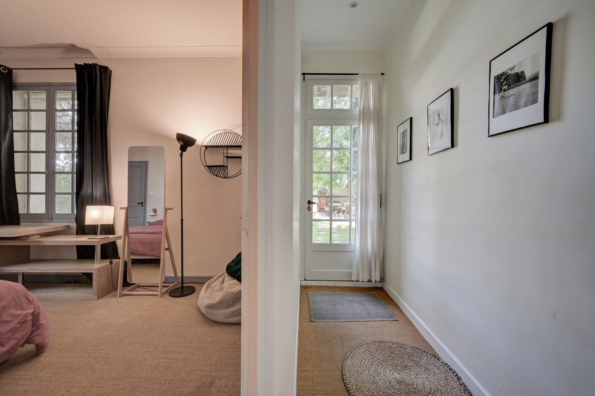 luxury house 9 Rooms for sale on FONTVIEILLE (13990)