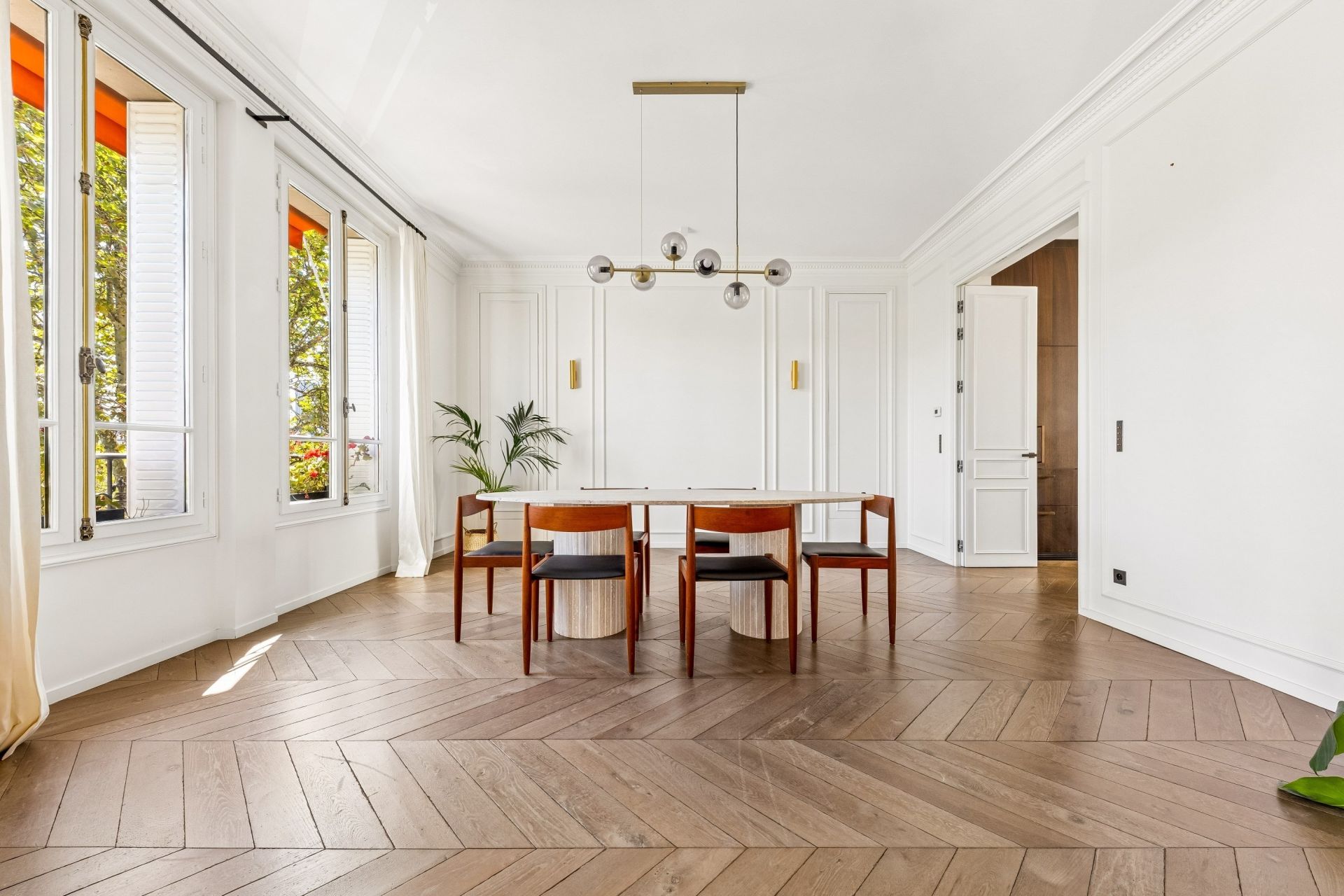 luxury apartment 4 Rooms for rent on PARIS (75007)