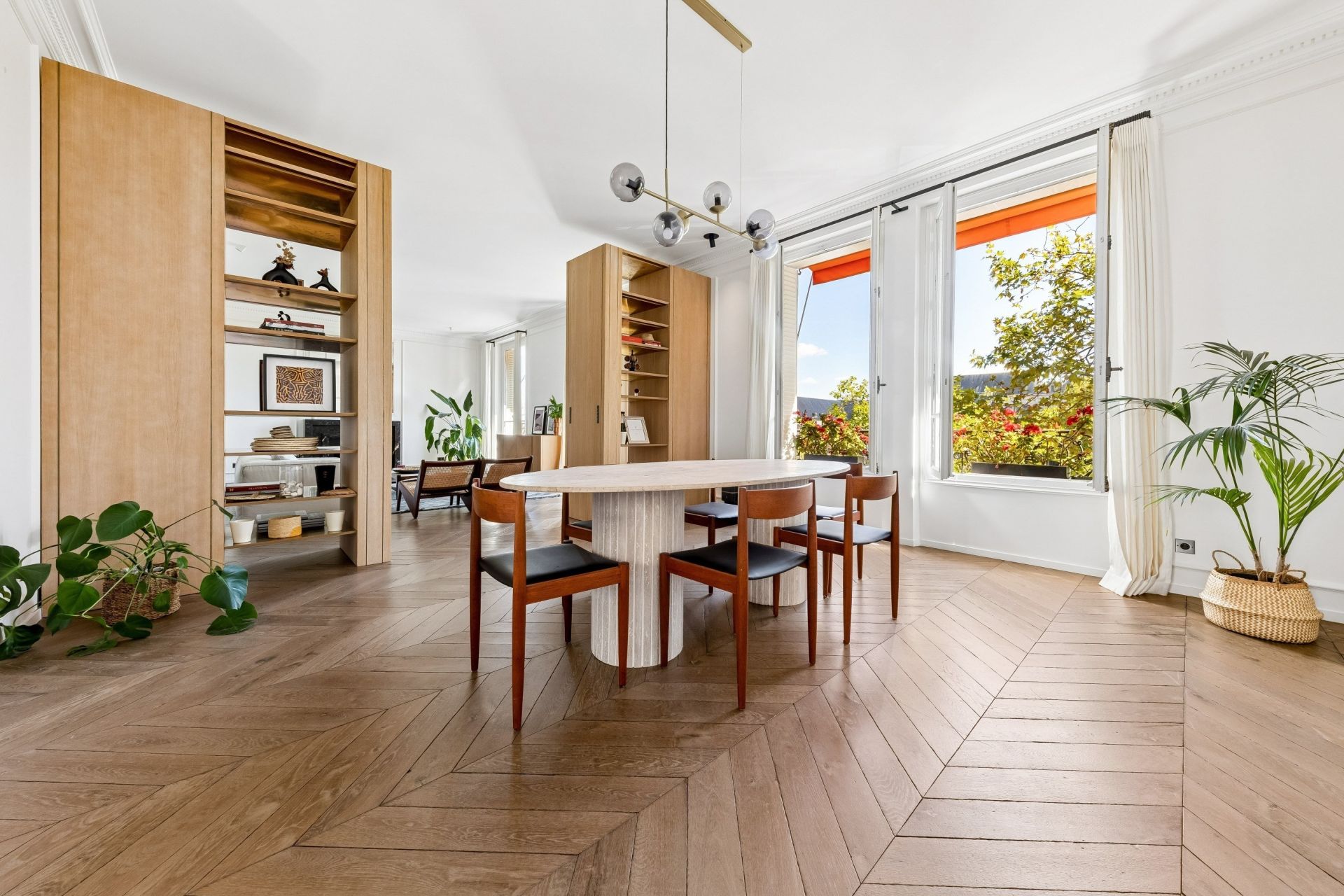 luxury apartment 4 Rooms for rent on PARIS (75007)