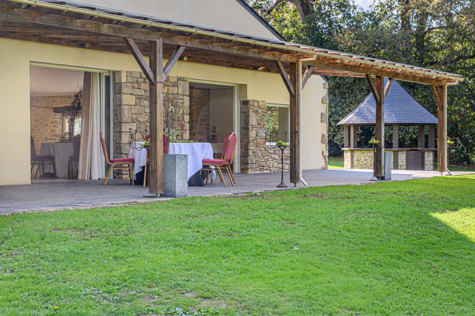 maison de luxe 28 Pièces en vente sur ST NOLFF (56250)