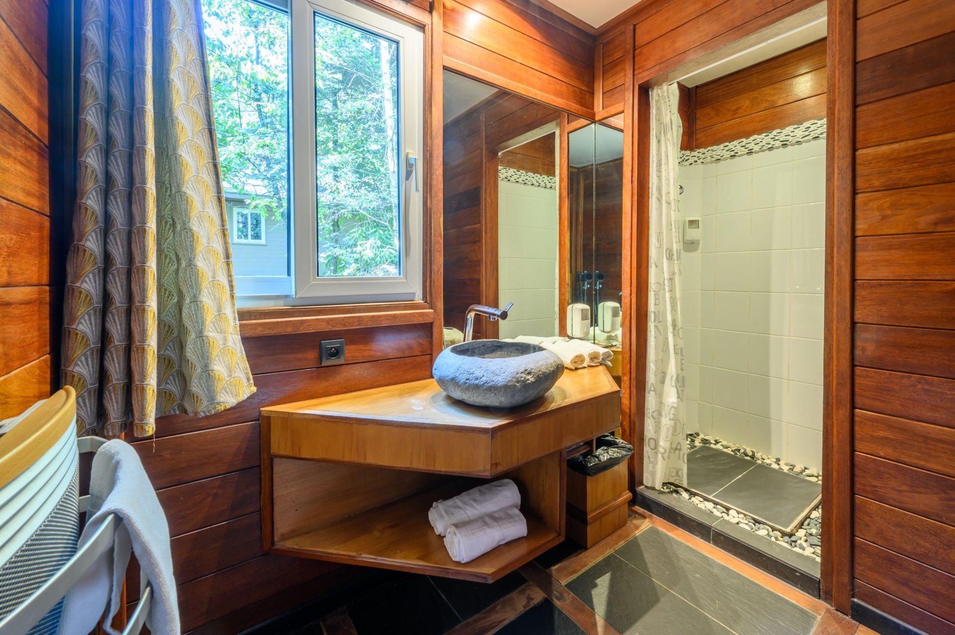 maison de luxe 28 Pièces en vente sur ST NOLFF (56250)
