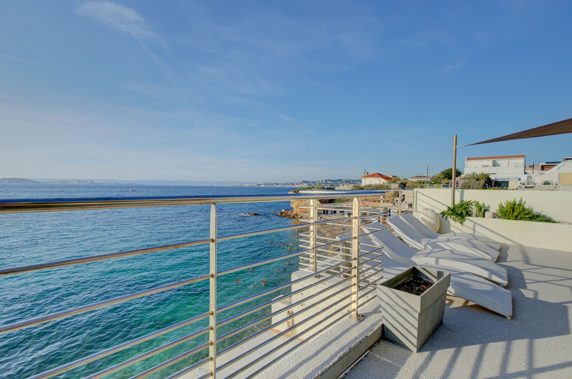 luxury duplex 3 Rooms for sale on MARSEILLE (13008)
