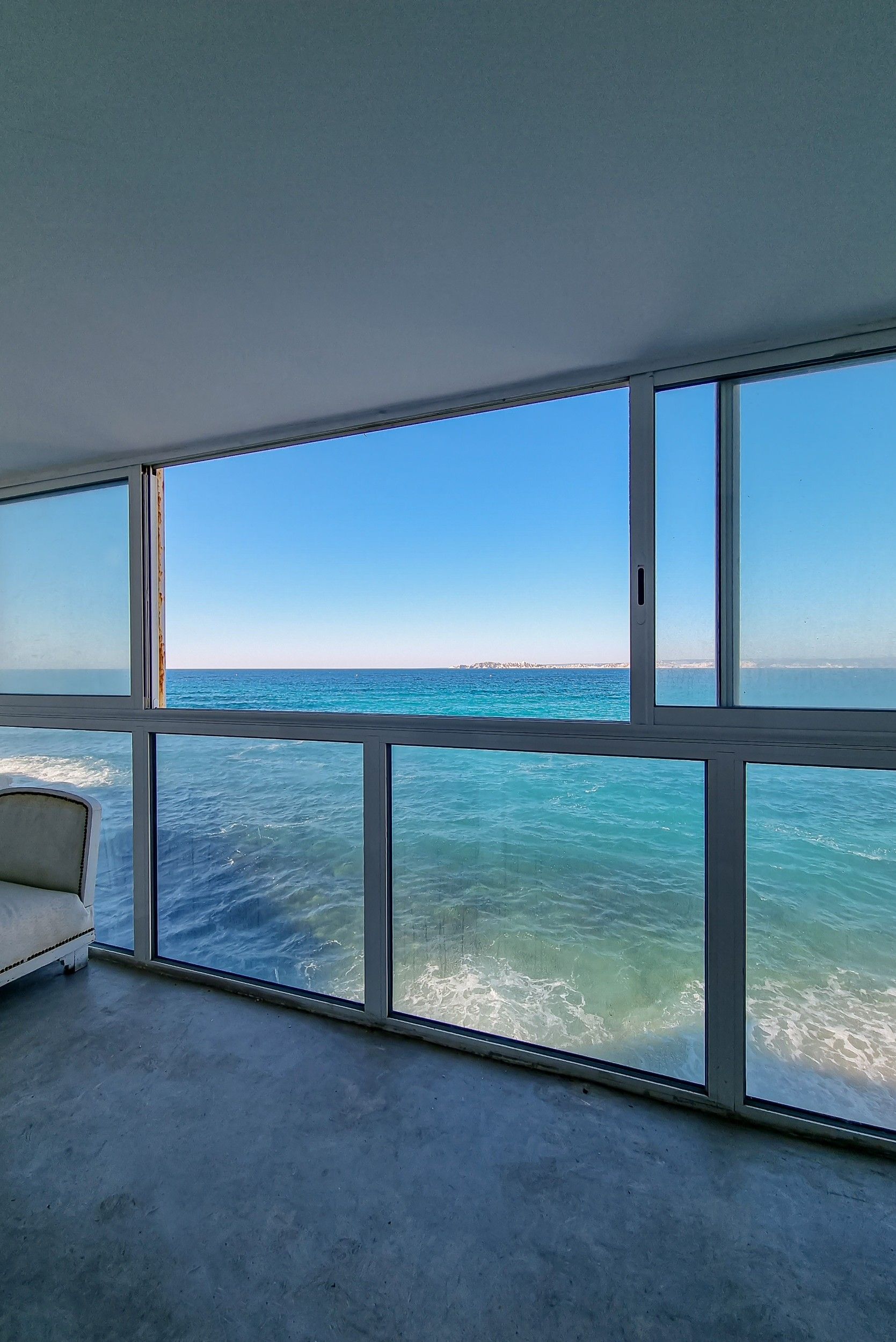 luxury duplex 3 Rooms for sale on MARSEILLE (13008)
