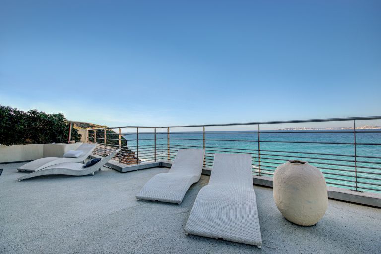 luxury duplex 3 Rooms for sale on MARSEILLE (13008)