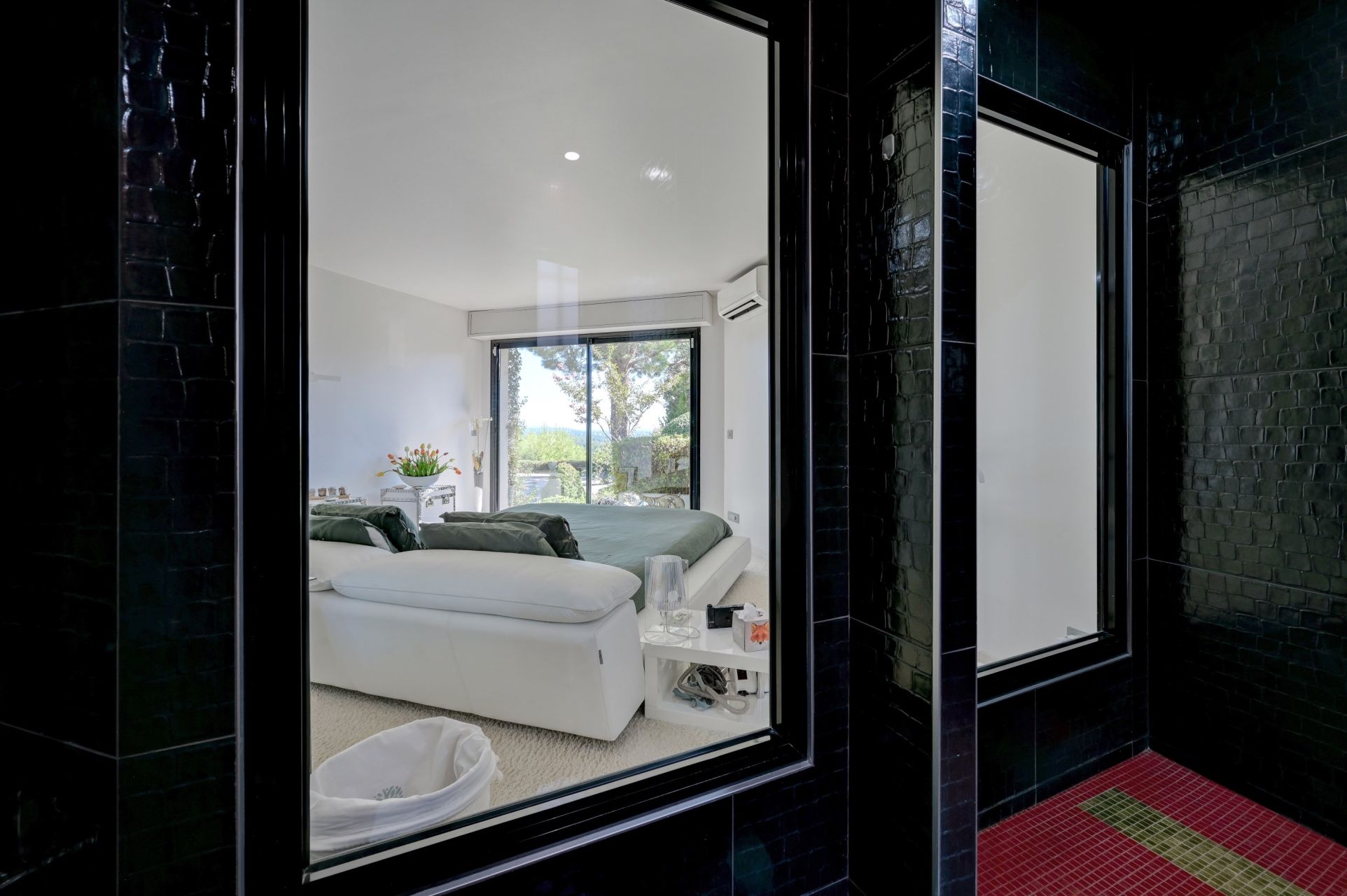 luxury house 6 Rooms for sale on VILLENEUVE LES AVIGNON (30400)