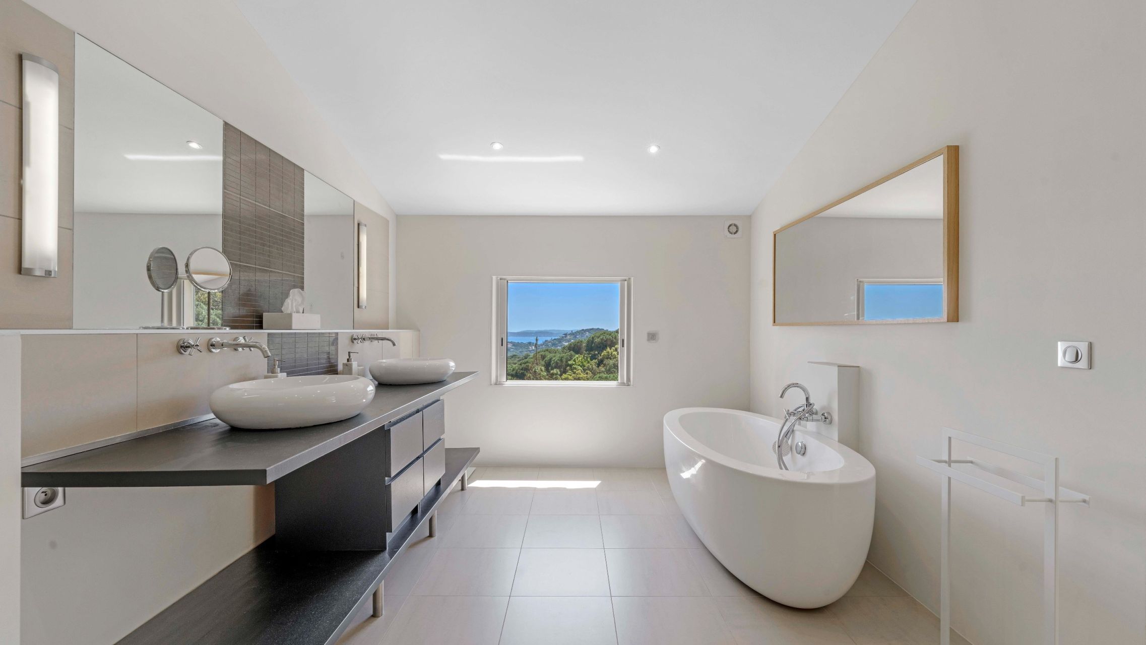 villa de luxe 7 Pièces en vente sur STE MAXIME (83120)