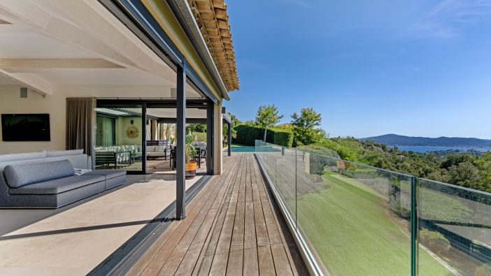 Vente Maison contemporaine Grimaud 9&nbsp;Pièces 350&nbsp;m²