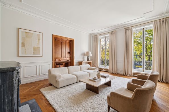 Vente Appartement de luxe Paris 4 5&nbsp;Pièces 124.28&nbsp;m²