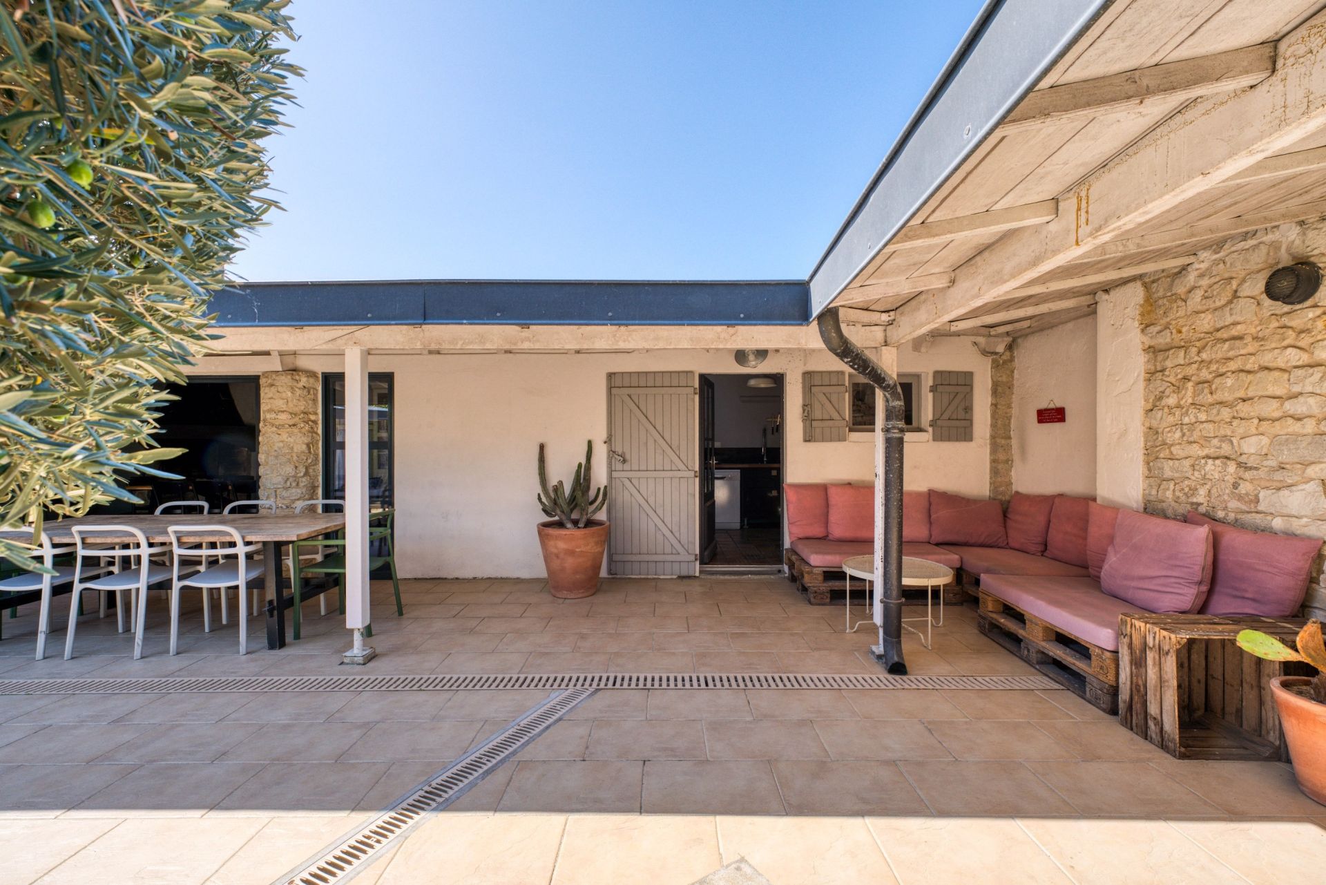 luxury house 7 Rooms for sale on ST DENIS D OLERON (17650)