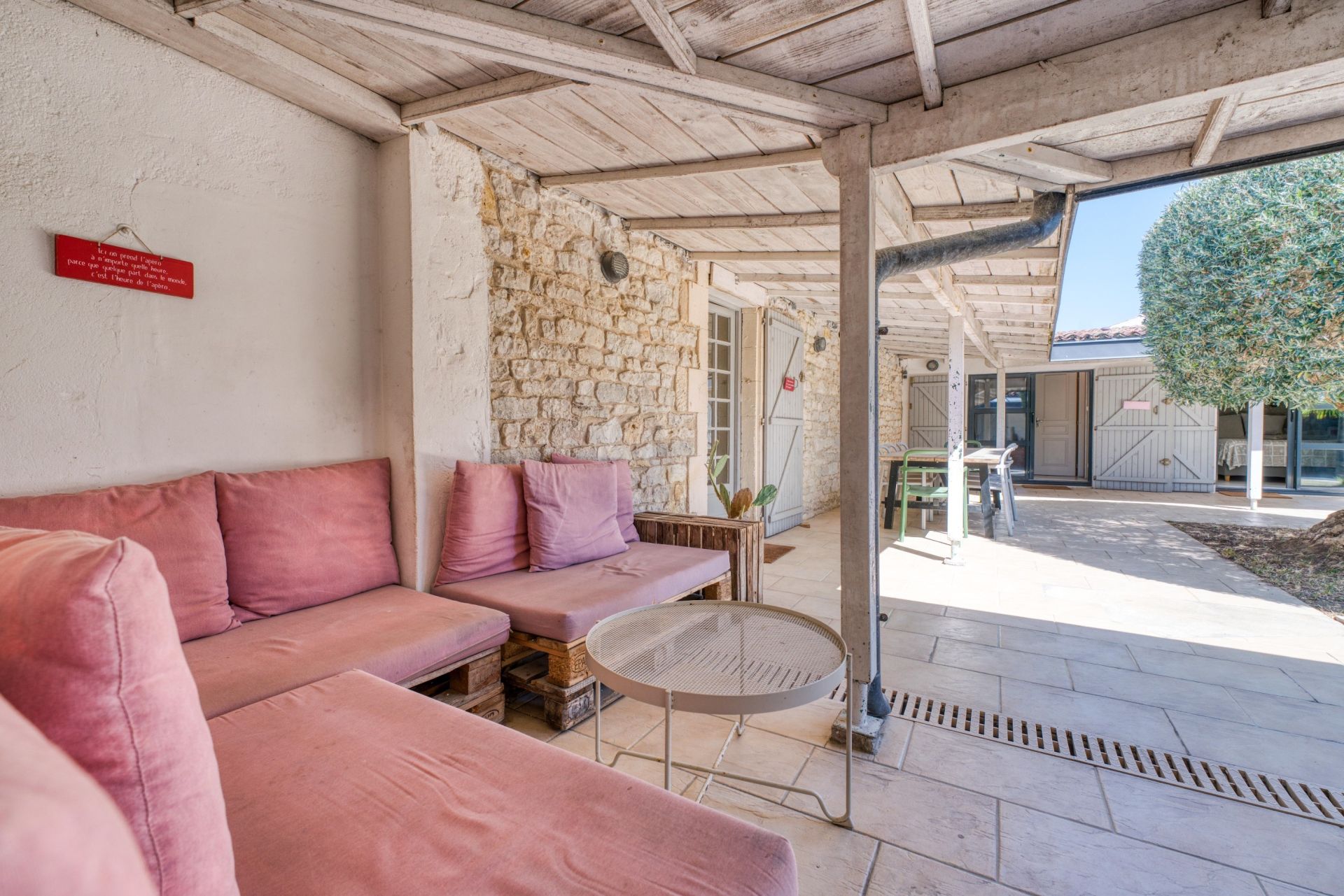 luxury house 7 Rooms for sale on ST DENIS D OLERON (17650)