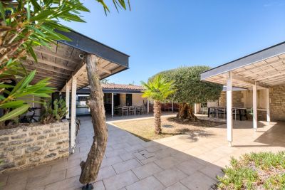 Sale Luxury house Saint-Denis-d'Oléron 7&nbsp;Rooms 152&nbsp;m²