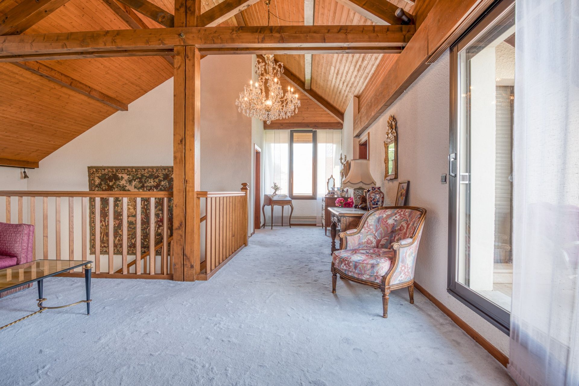 luxury house 9 Rooms for sale on DIVONNE LES BAINS (01220)