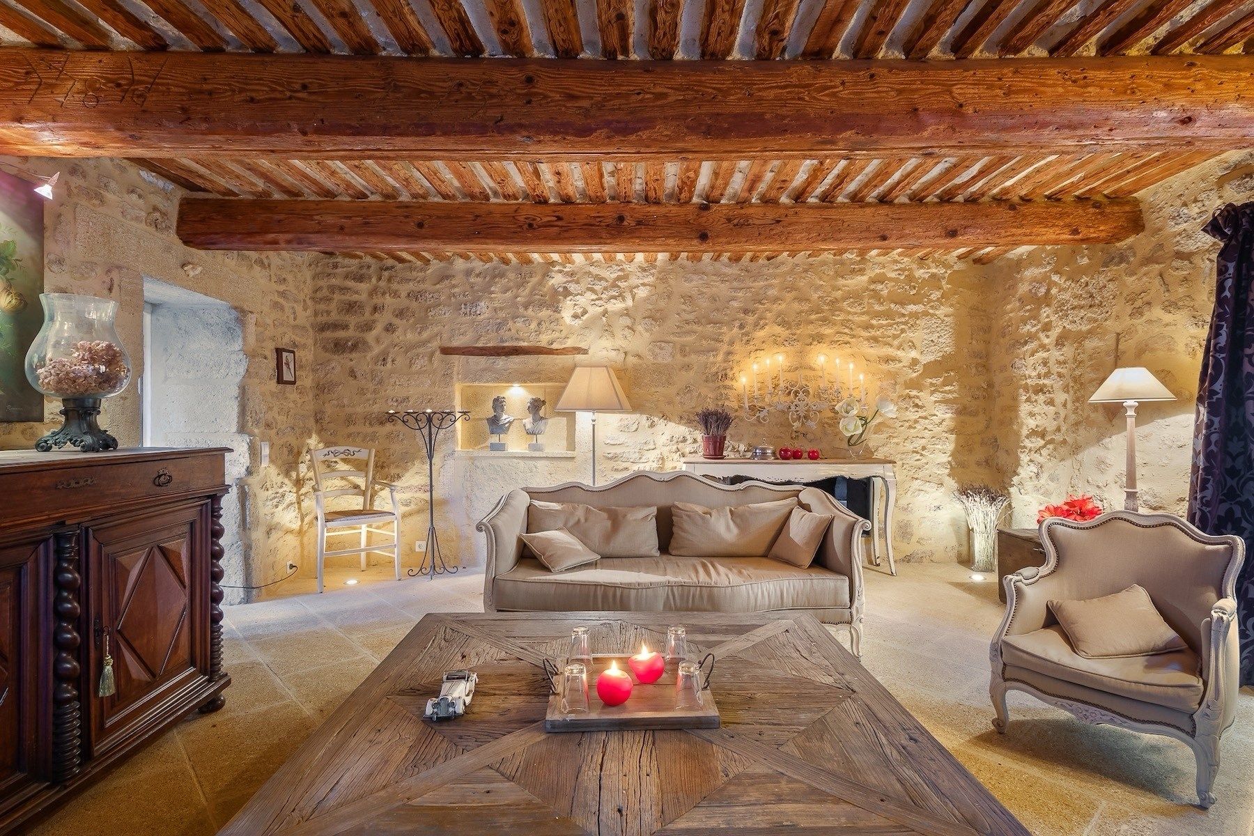 maison de luxe 10 Pièces en vente sur CASTILLON DU GARD (30210)