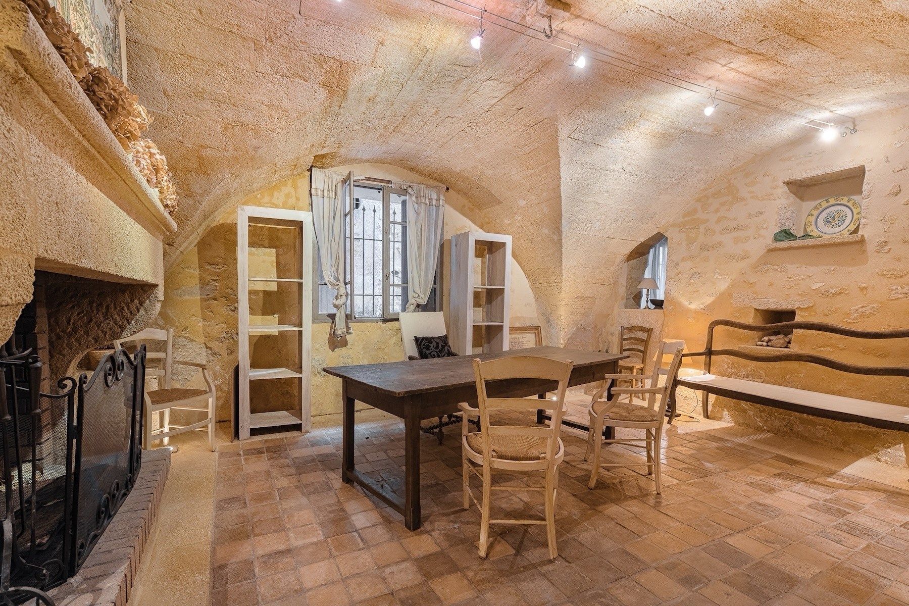 maison de luxe 10 Pièces en vente sur CASTILLON DU GARD (30210)