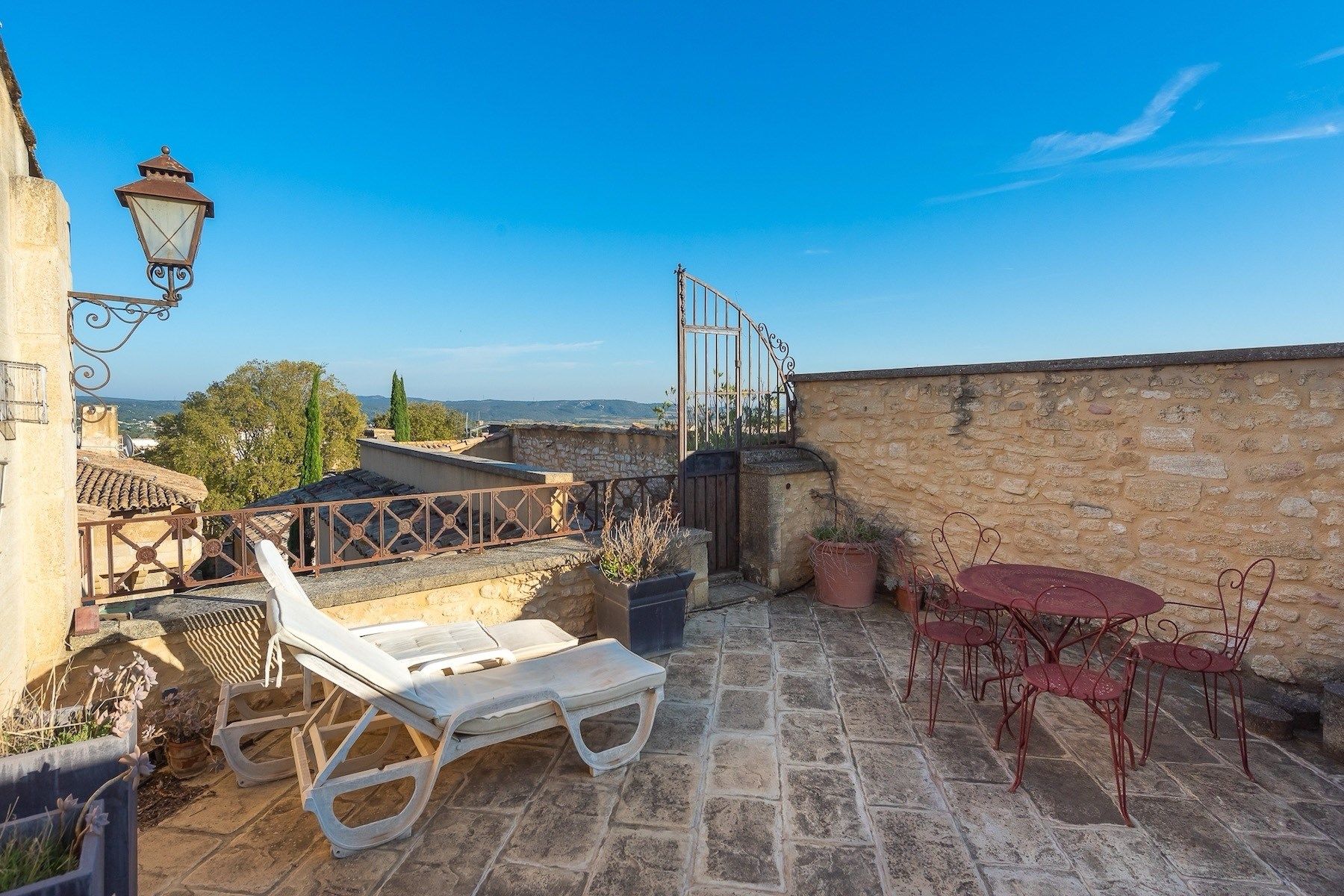 maison de luxe 10 Pièces en vente sur CASTILLON DU GARD (30210)