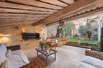 Vente Maison de luxe Castillon-du-Gard 10&nbsp;Pièces 377&nbsp;m²