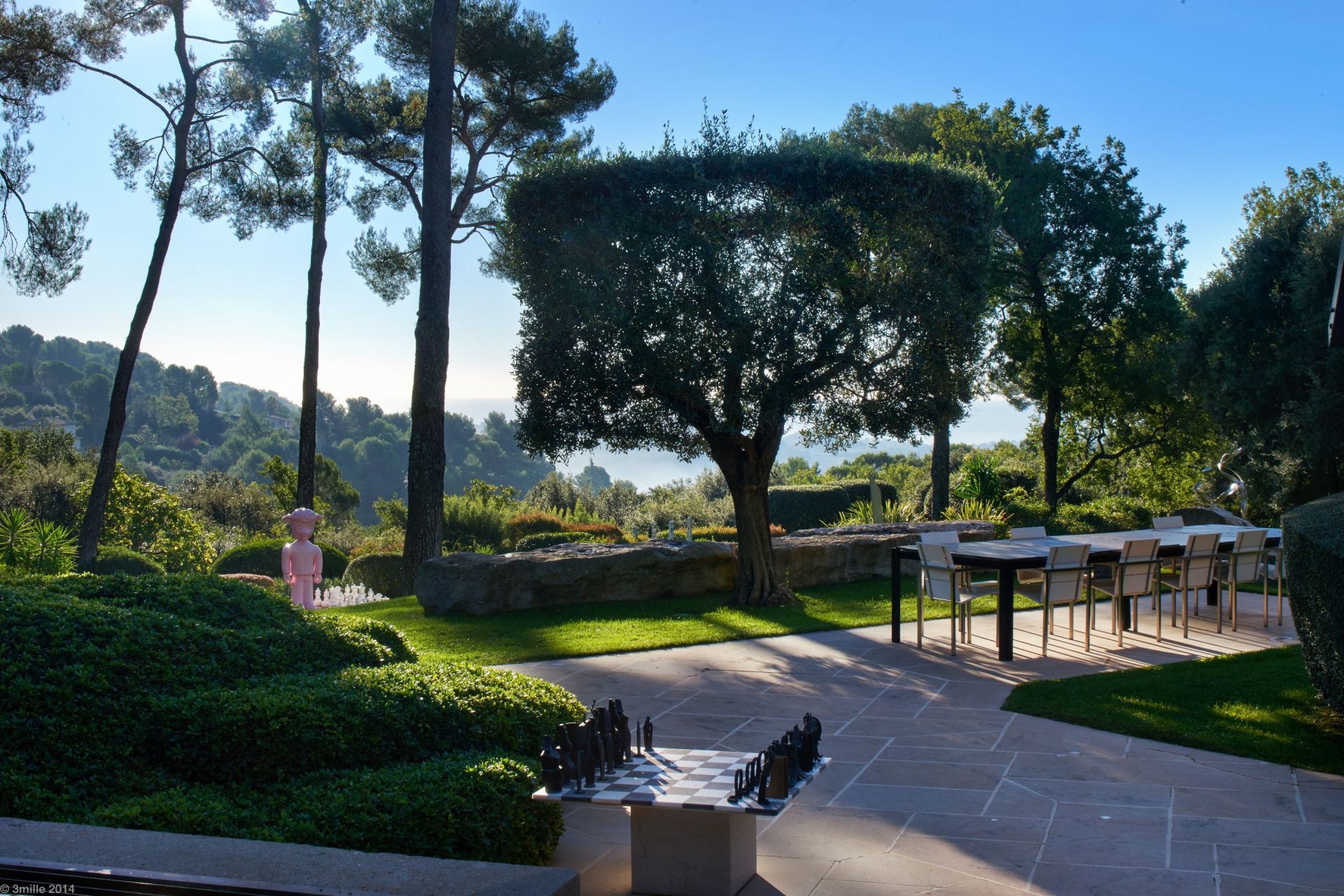 maison contemporaine 12 Pièces en vente sur ST PAUL DE VENCE (06570)
