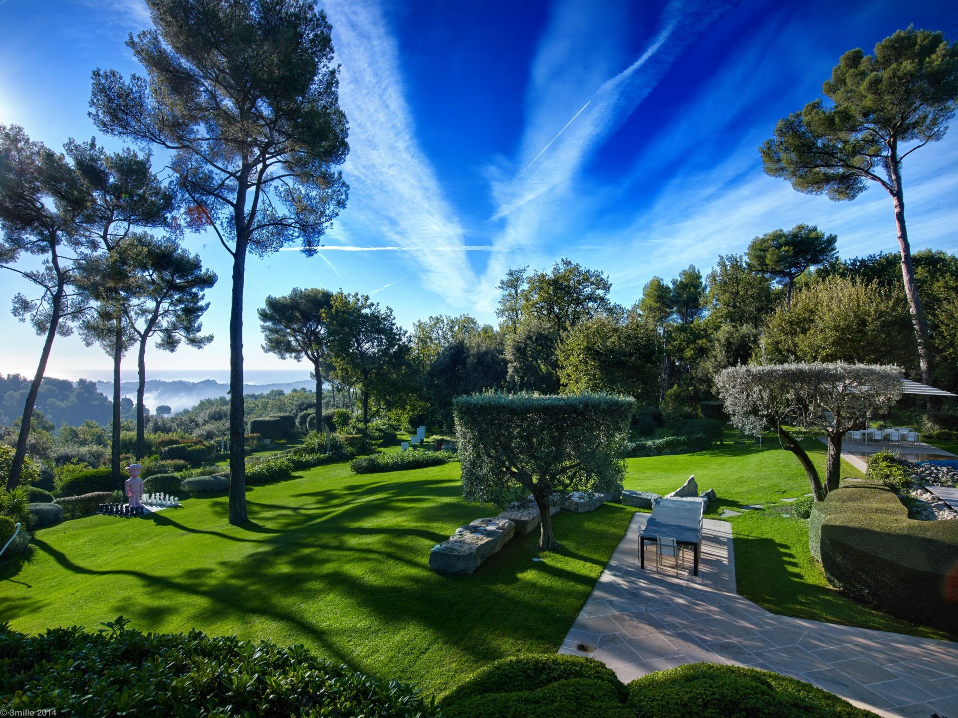 maison contemporaine 12 Pièces en vente sur ST PAUL DE VENCE (06570)