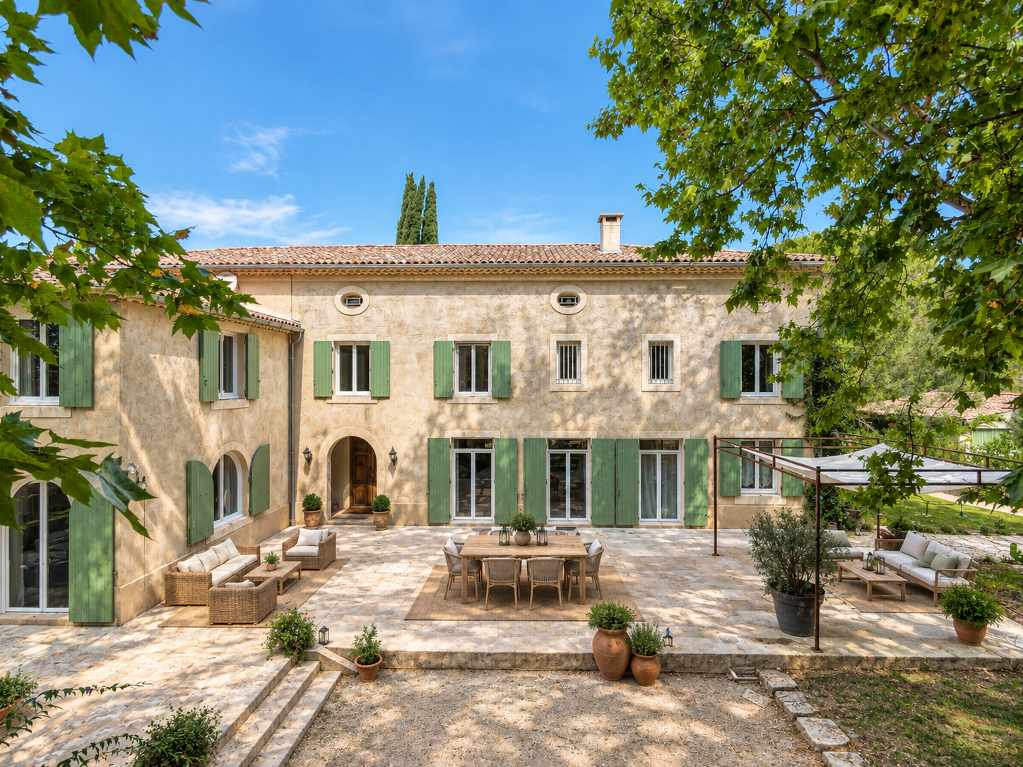 luxury house 12 Rooms for sale on AIX EN PROVENCE (13100)