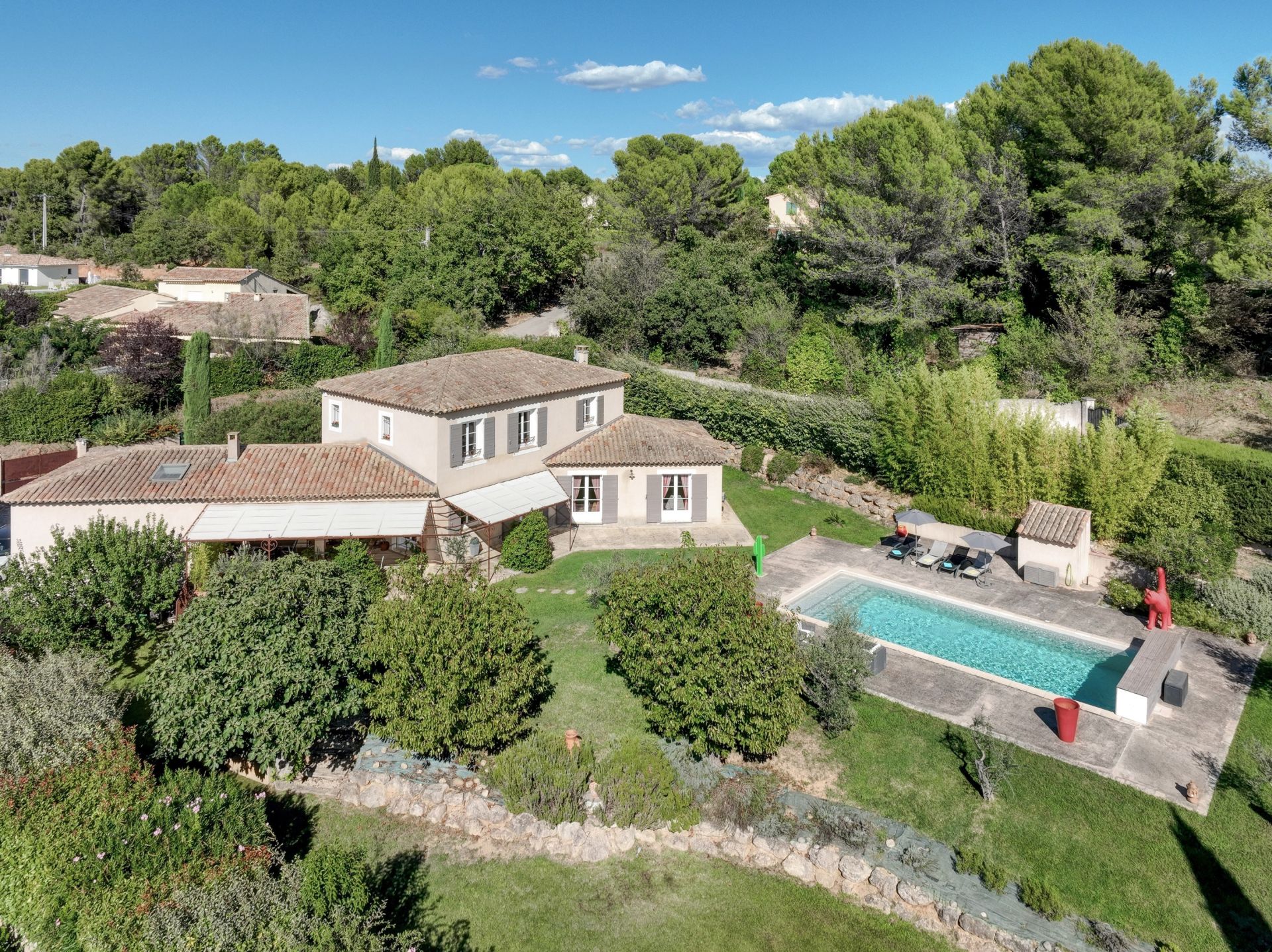 luxury house 5 Rooms for sale on AIX EN PROVENCE (13100)