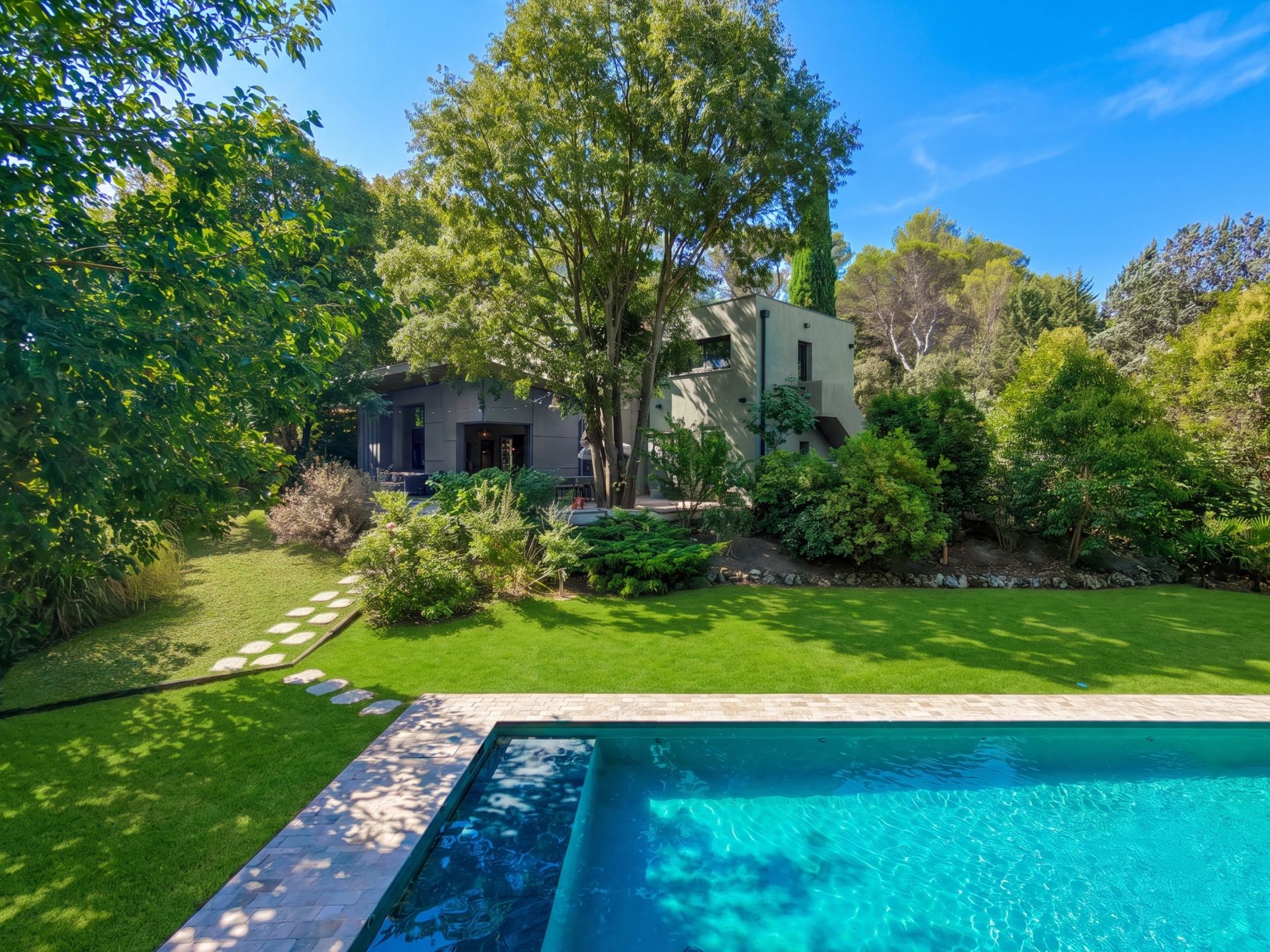 maison de luxe 8 Pièces en vente sur AIX EN PROVENCE (13100)