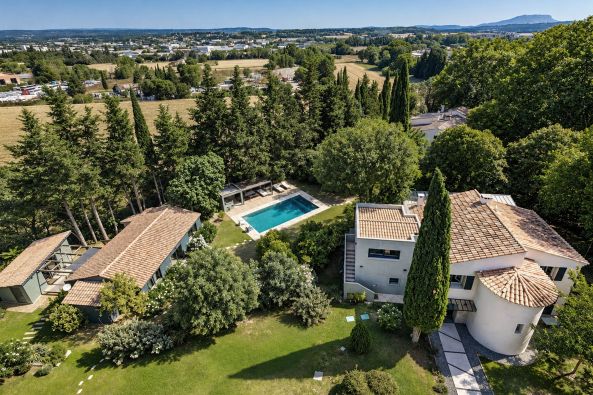 Vente Maison de luxe Aix-en-Provence 8&nbsp;Pièces 300&nbsp;m²