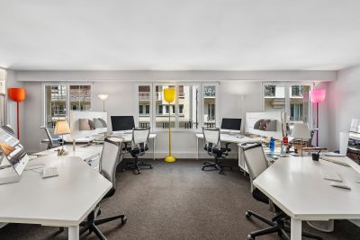 Sale Luxury apartment Neuilly-sur-Seine 4&nbsp;Rooms 135&nbsp;m²