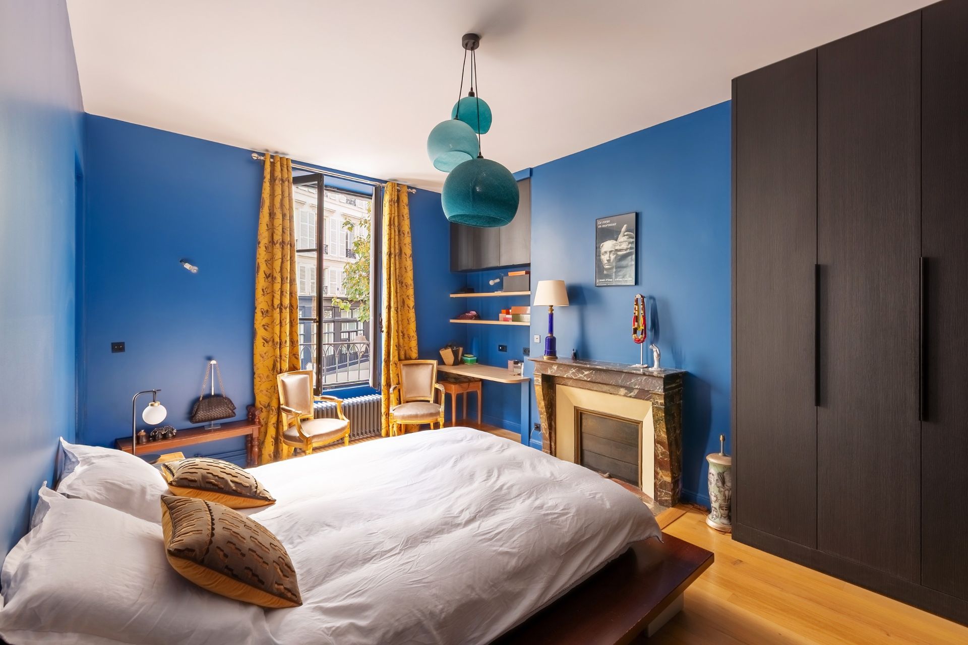 luxury apartment 6 Rooms for sale on PARIS (75006)