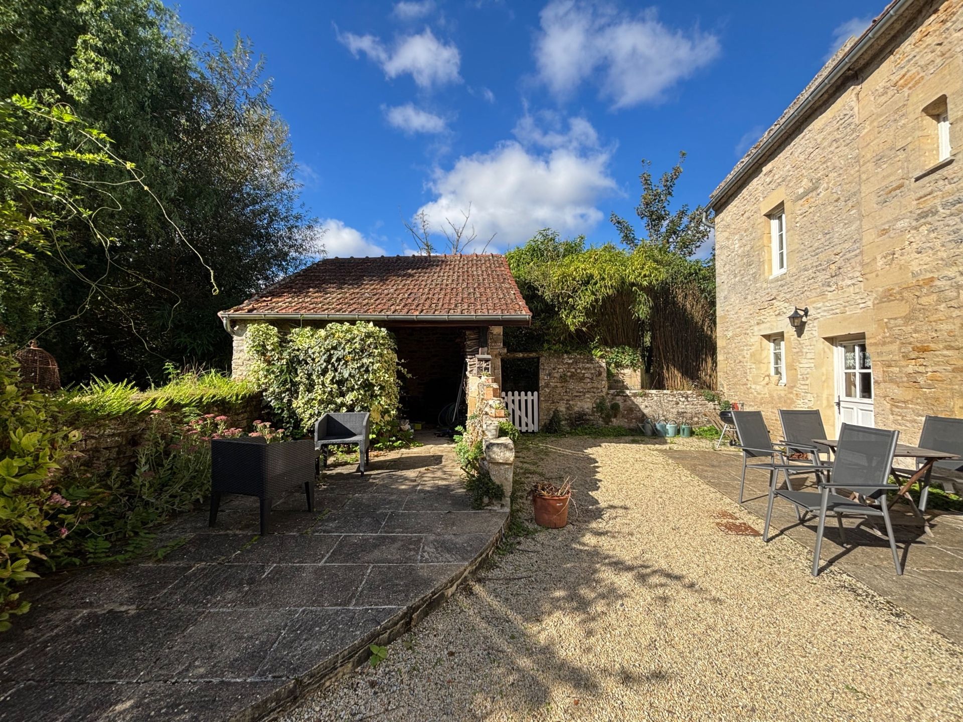 maison de luxe 8 Pièces en vente sur PONTS SUR SEULLES (14480)