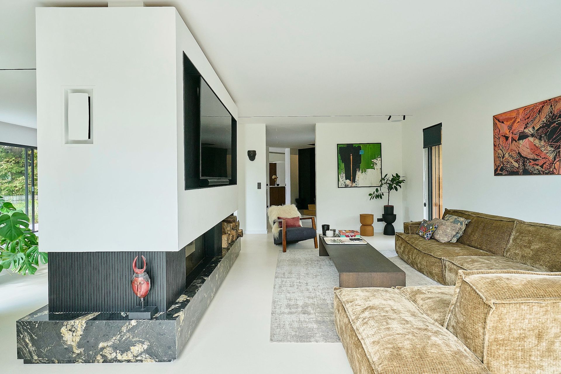 luxury house 8 Rooms for sale on CROIX (59170)