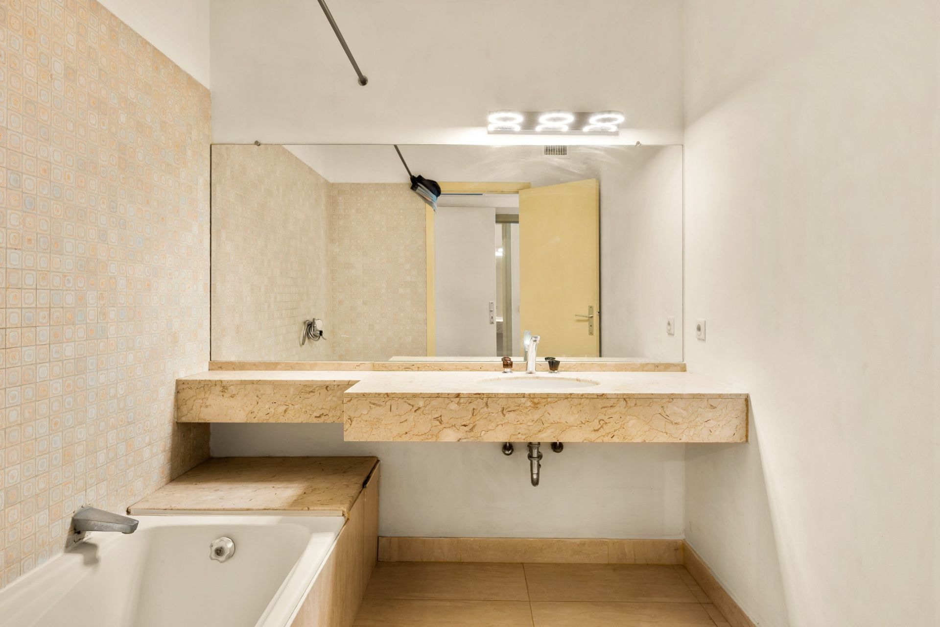 appartement de luxe 3 Pièces en vente sur LE CANNET (06110)