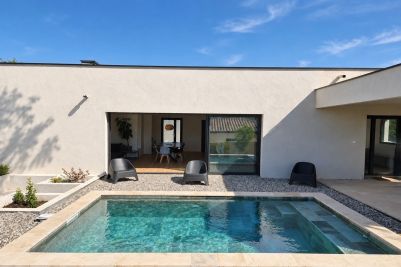 Vente Maison contemporaine Vers-Pont-du-Gard 8&nbsp;Pièces 275&nbsp;m²