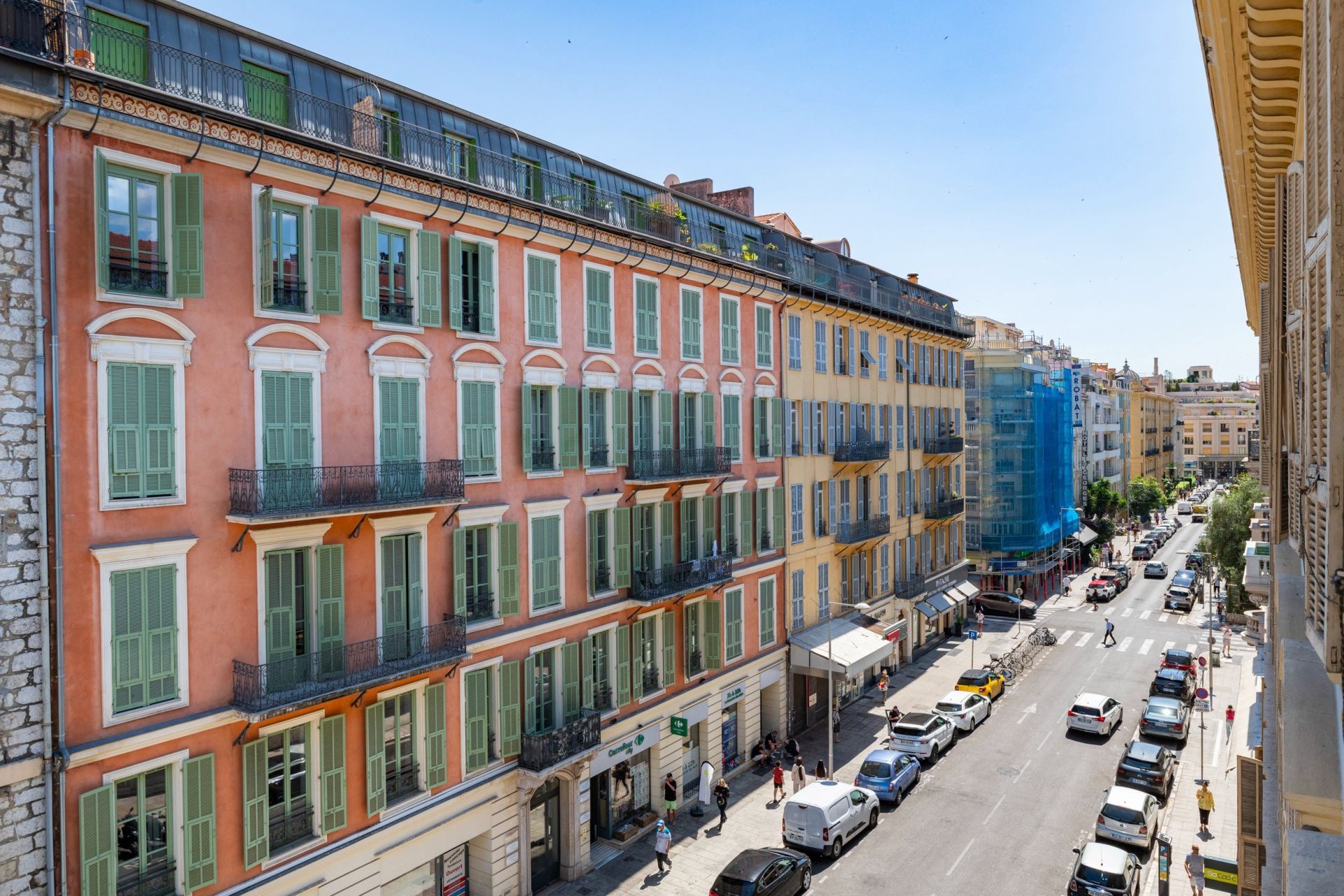 luxury apartment 6 Rooms for sale on NICE (06000)