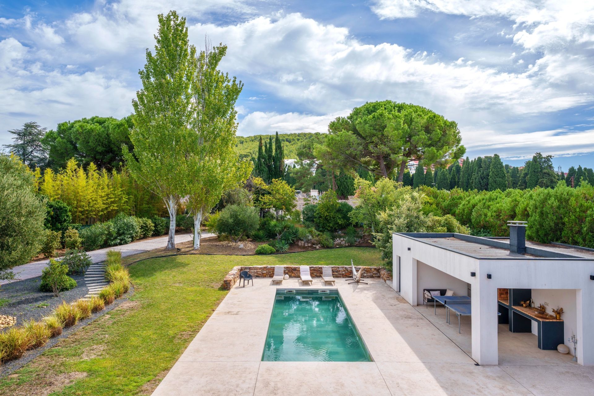 luxury house 10 Rooms for sale on SETE (34200)