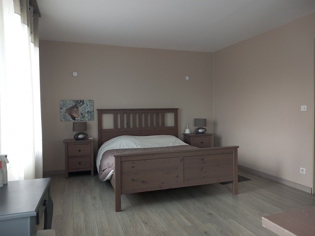 luxury house 9 Rooms for sale on LOUVIERS (27400)