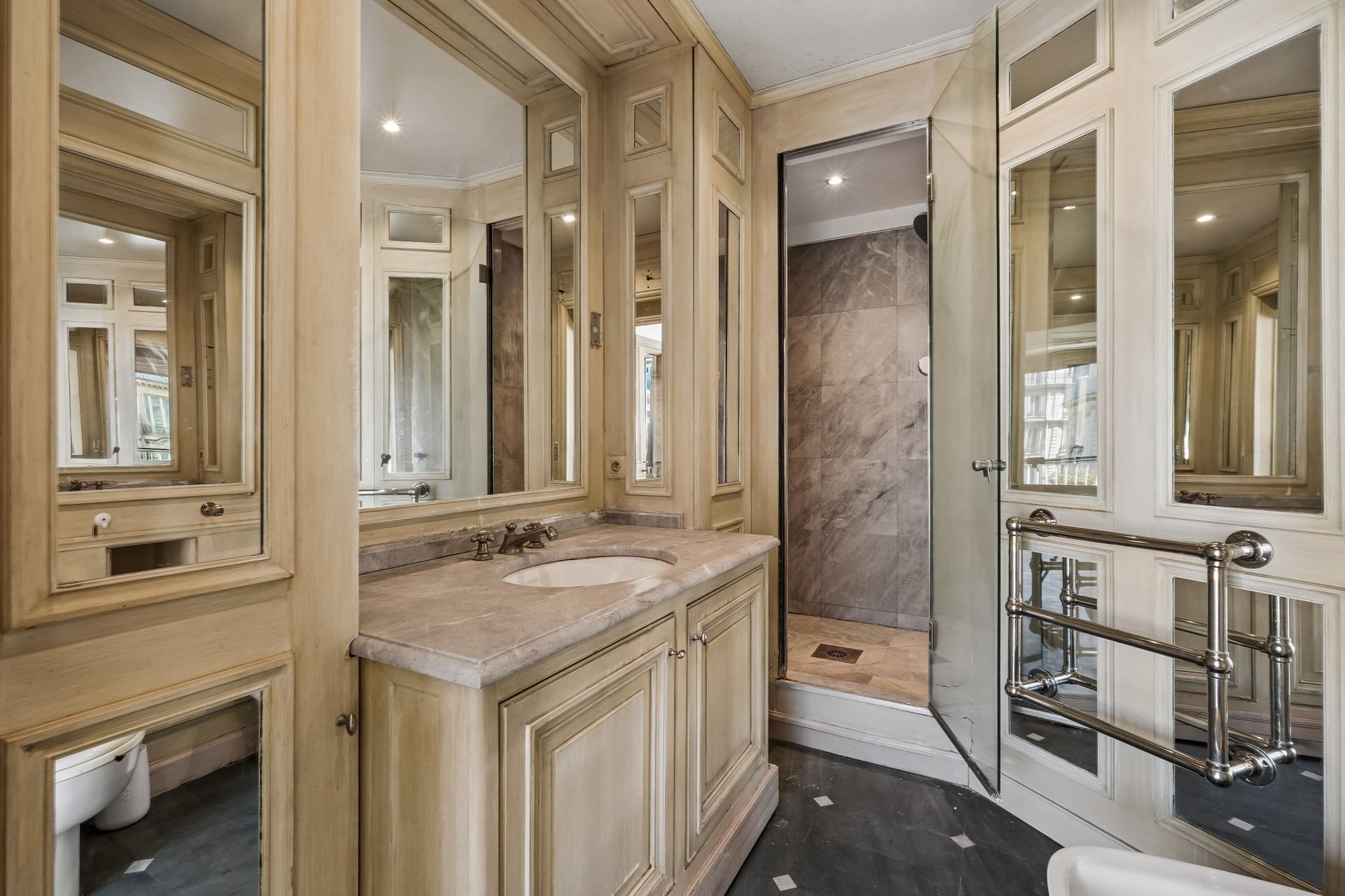 appartement de luxe 3 Pièces en vente sur PARIS (75008)