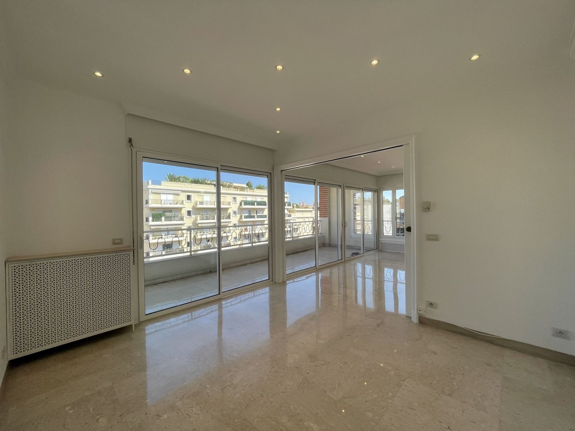 appartement de luxe 5 Pièces en location sur MONACO (98000)
