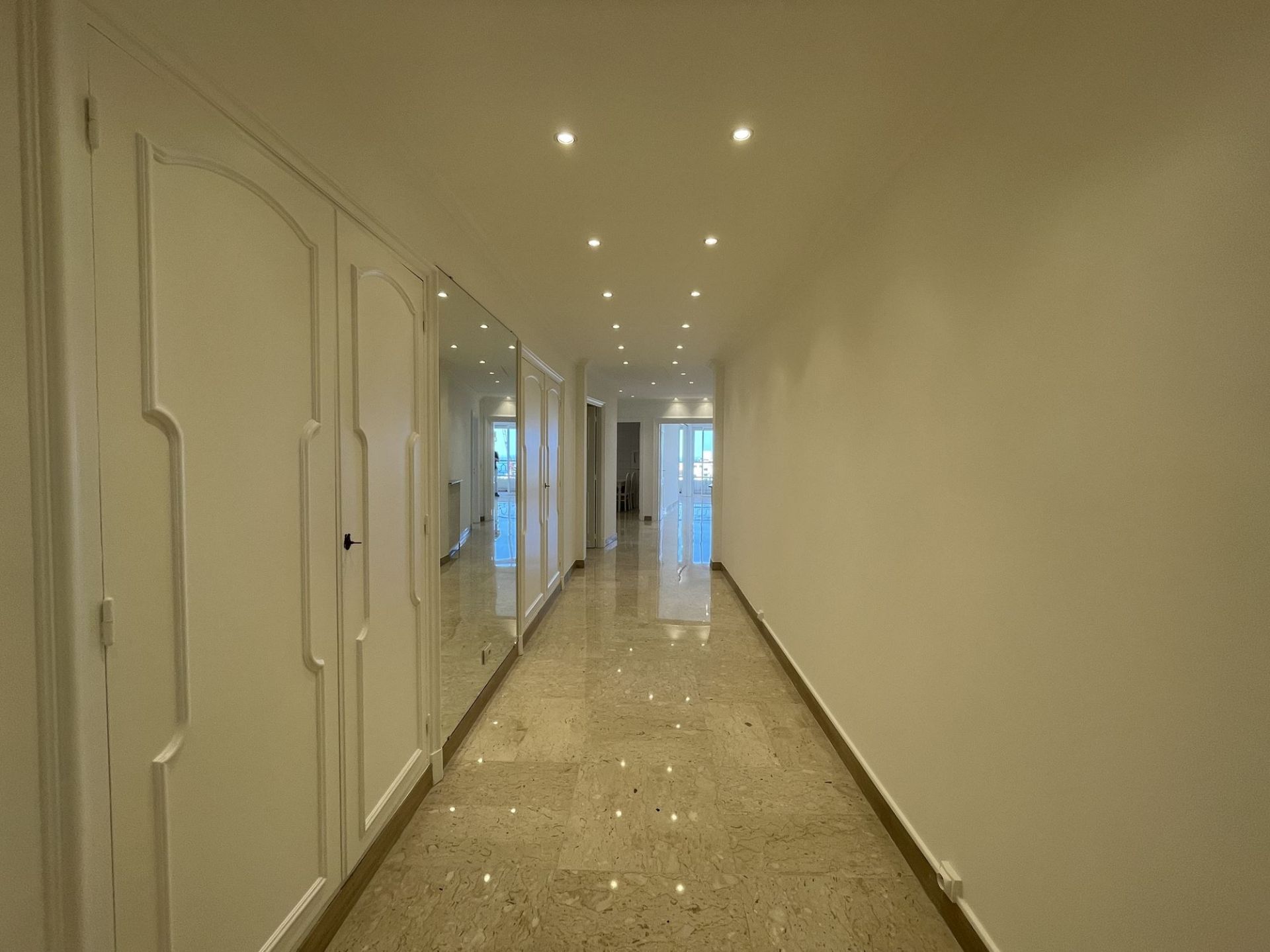 appartement de luxe 5 Pièces en location sur MONACO (98000)
