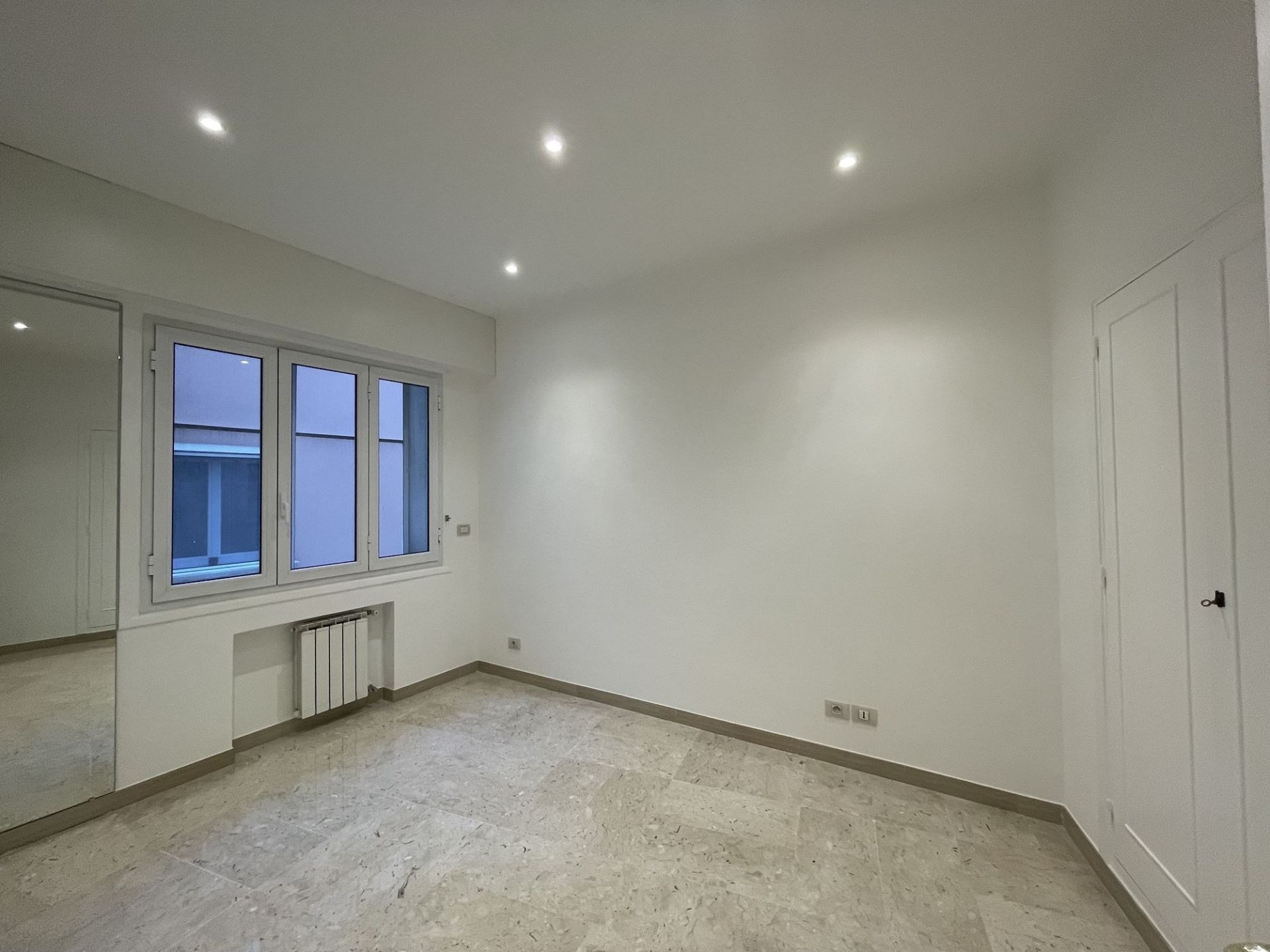 appartement de luxe 5 Pièces en location sur MONACO (98000)