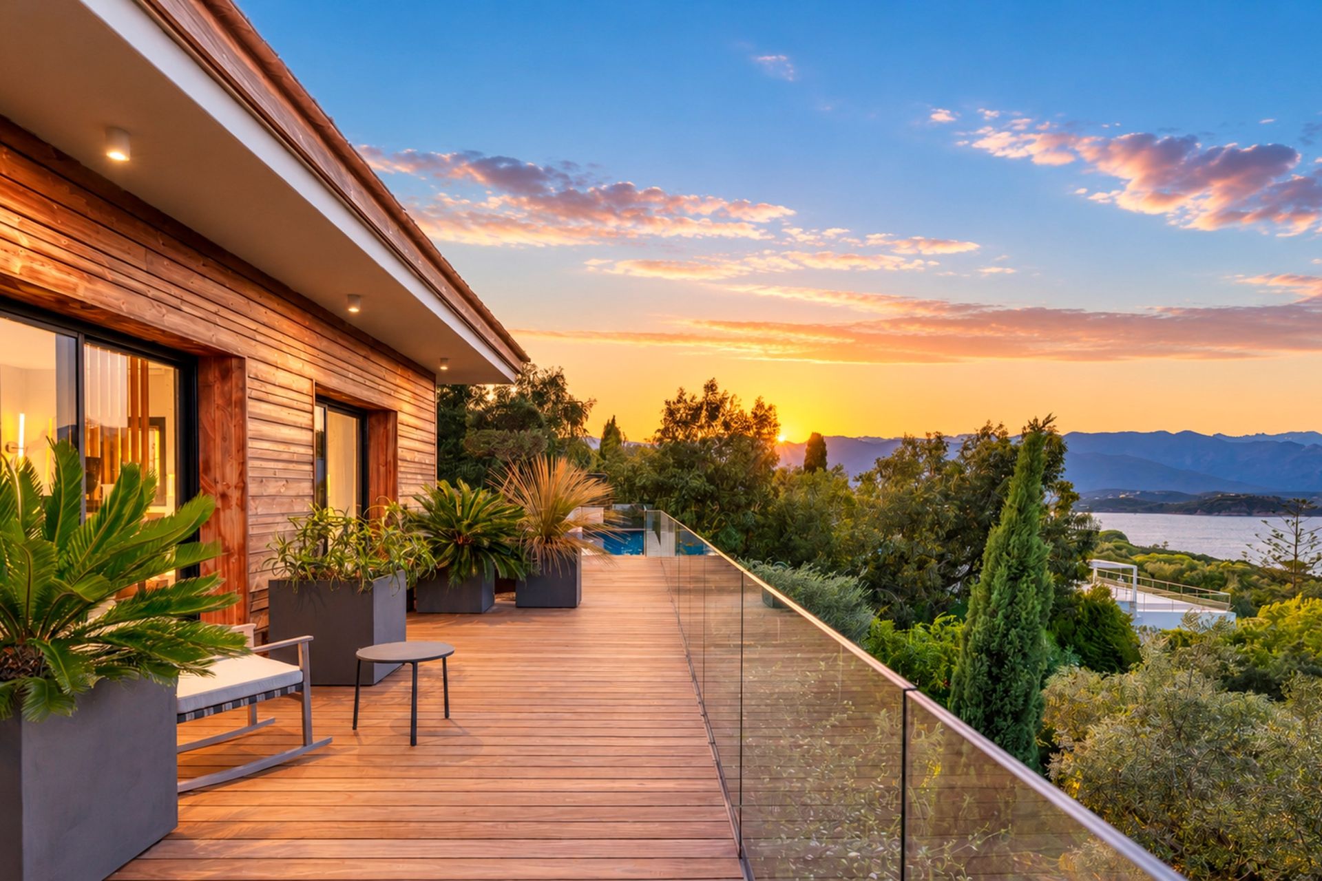luxury villa 11 Rooms for seasonal rent on PORTO VECCHIO (20137)