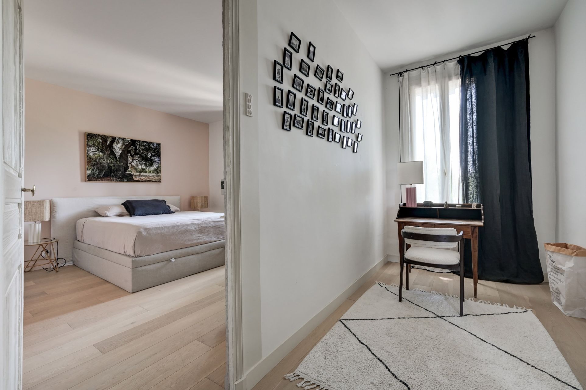 mas 9 Rooms for sale on EYGALIERES (13810)