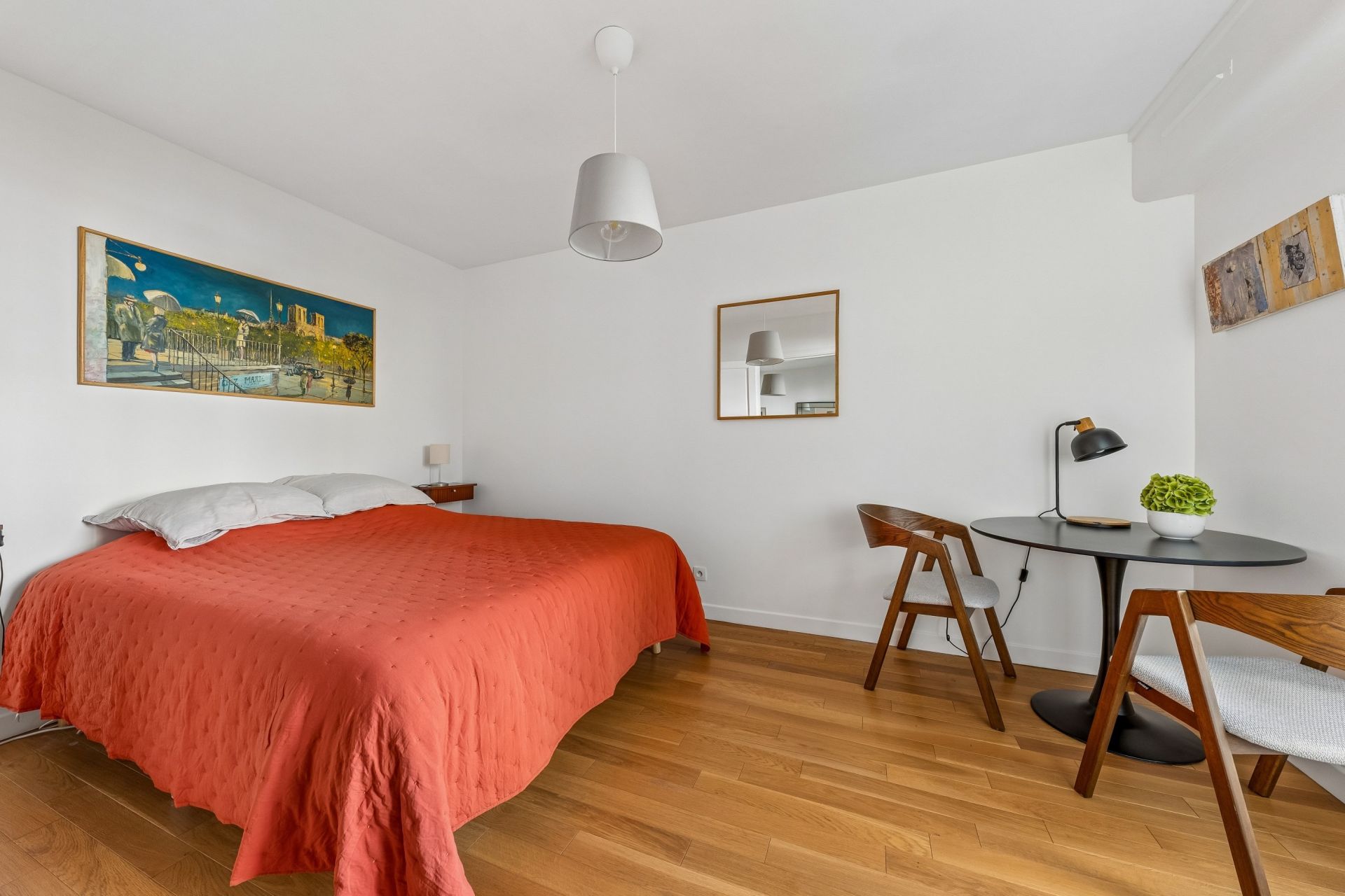 luxury apartment 2 Rooms for sale on PARIS (75007)