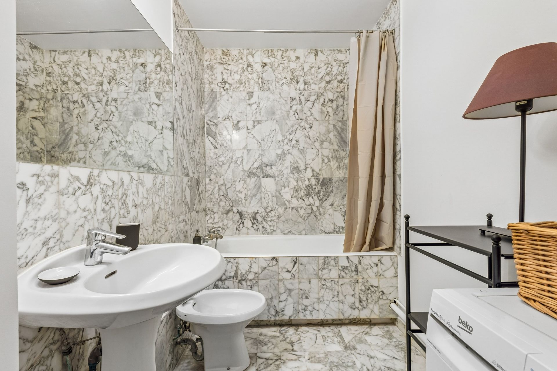 luxury apartment 2 Rooms for sale on PARIS (75007)