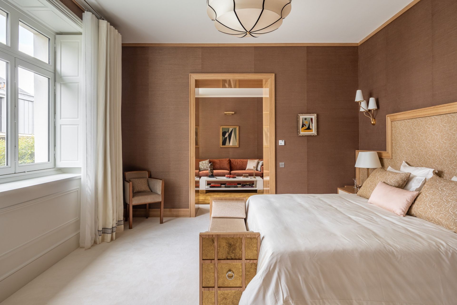 luxury house 12 Rooms for sale on PARIS (75007)