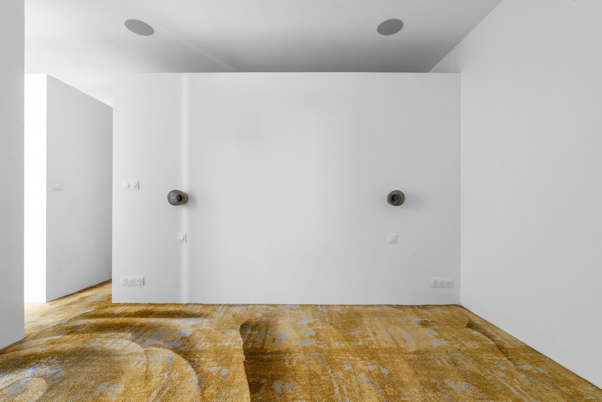 luxury apartment 4 Rooms for rent on MARSEILLE (13008)