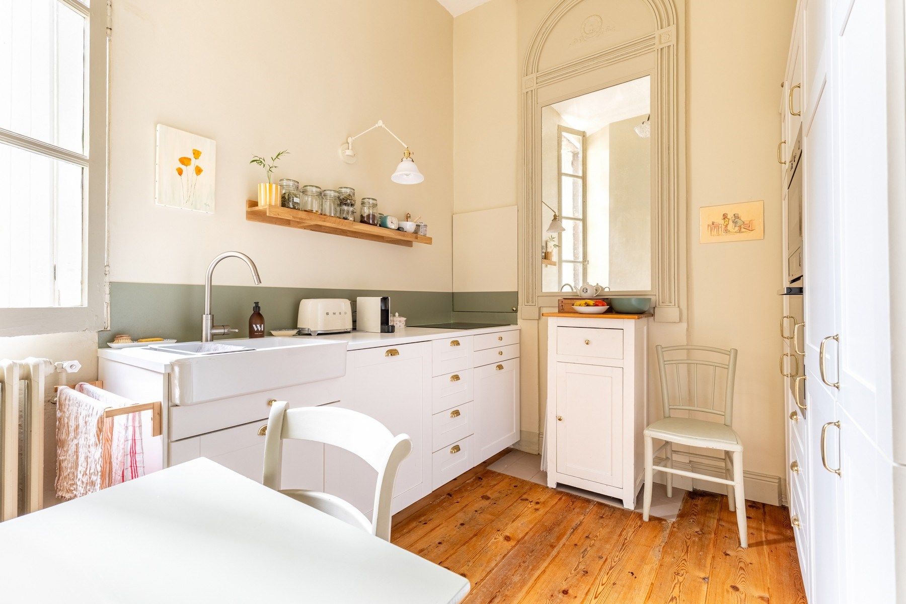 luxury house 10 Rooms for sale on BORDEAUX (33000)