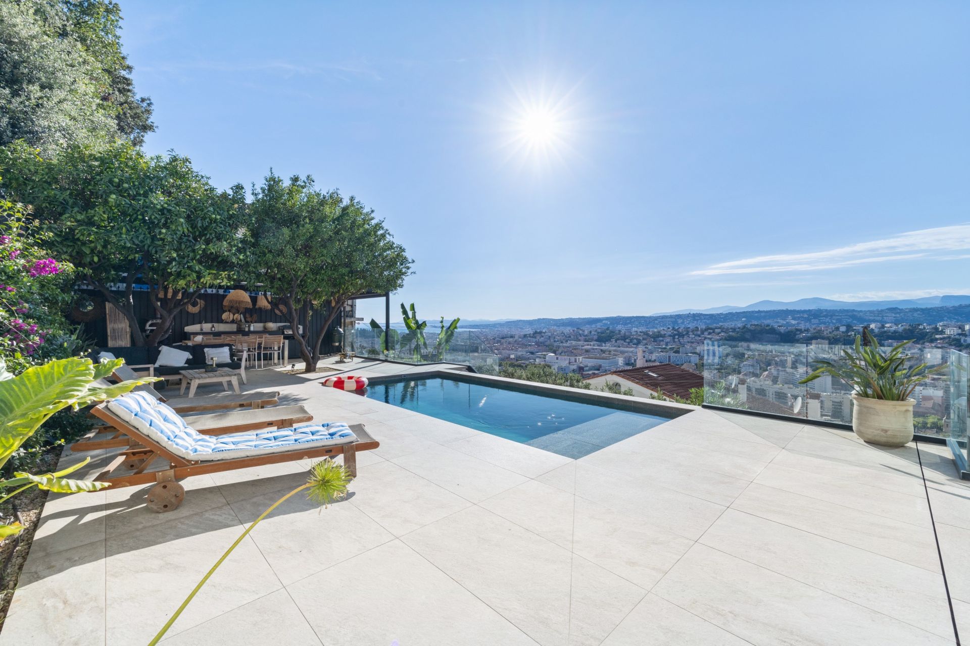 maison contemporaine 7 Pièces en vente sur NICE (06000)